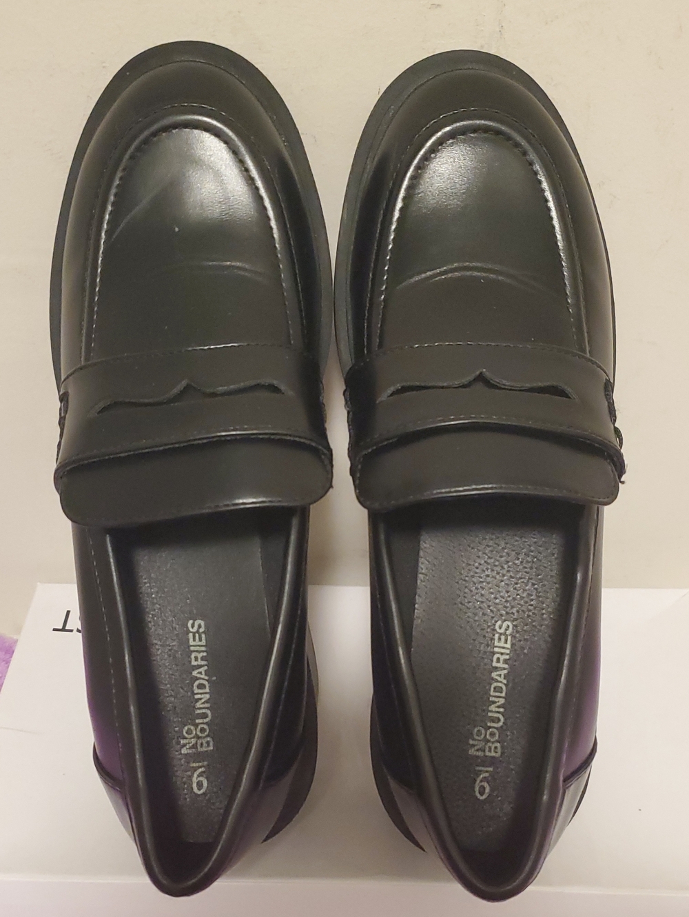 No Boundaries Men's Black Slip-On Penny Loafers